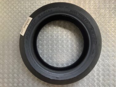Dunlop Radial Slick neuf 200/70R17 KR108 VAL39 dot 1124