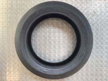 Dunlop Radial Slick neuf 200/70R17 - KR108 VAL39 dot 1124