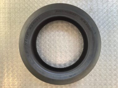 Dunlop Radial Slick neuf 200/70R17 - KR108 VAL39 dot 1124