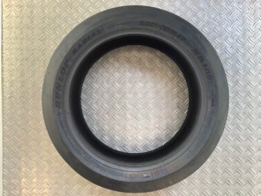 Dunlop Radial Slick neuf 200/70R17 - KR108 VAL35 Race dot 4124