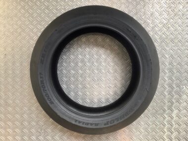 Dunlop Radial Slick neuf 200/70R17 - KR108 VAL39 dot 1124