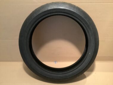 Pneu Slick Dunlop 125/80R17 VAL-1 dot 0725