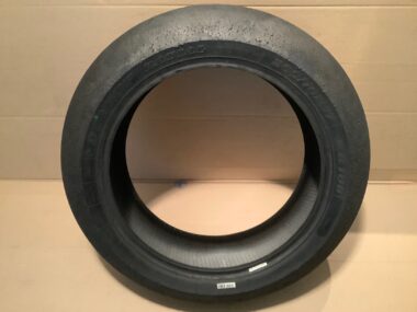 Pneu Slick Dunlop Radial 200/70R17-KR108-dot 1322